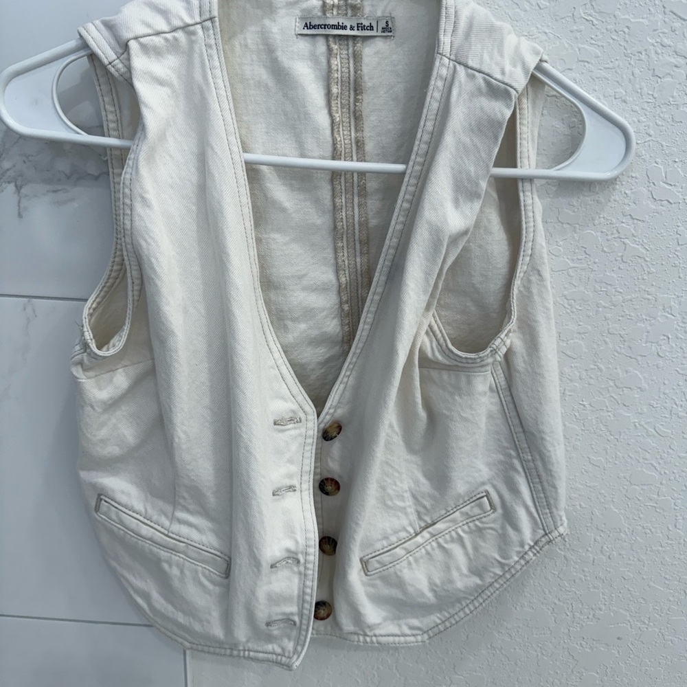 Abercrombie & Fitch White Denim Vest, S